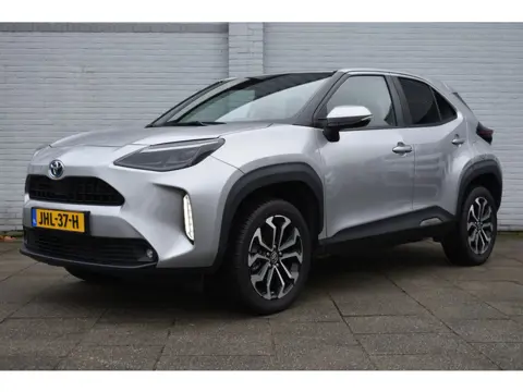Toyota Yaris Cross 1.5 Hybrid Dynamic Limited Automaat 116pk | Stuur- & Stoelverwarming | Apple Carp