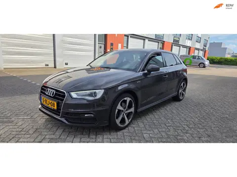 Audi A3 Sportback 1.4 TFSI Ambition Pro 3x S-Line g-tron Automaat Xenon Leder Start stop
