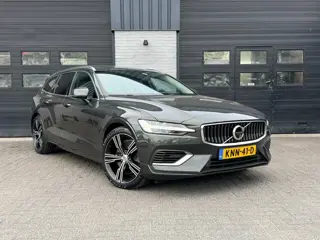Volvo V60 2.0 T6 Recharge AWD R-Design, Pano, trekhaak, Harman Kardon, 360 Cam