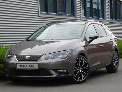 Seat LEON ST 1.0 EcoTSI 116PK Style Carplay PDC LED Cruise!