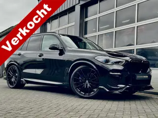 BMW X5 xDrive45e | M-Sport | Dark Label | Beige leer | Massagestoelen | Active steering | Pano | Sto
