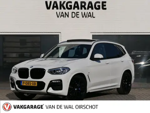 BMW X3 xDrive30i M-Sport High Executive | Shadow line | Panoramadak | 360°-camera | Trekhaak uitklap
