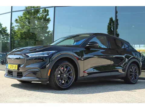 FORD MUSTANG MACH-E EXTENDED RWD 98 kWh SOH 93.5% | PANO | CARPLAY | CAMERA | WINTERPACK | LEDER | D