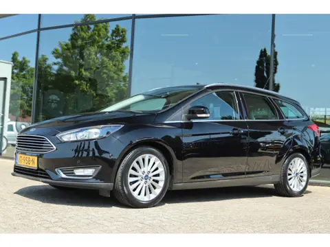 FORD FOCUS WAGON 1.0 TITANIUM | NAVI | VOORUITVERW. | TREKHAAK | PDC |