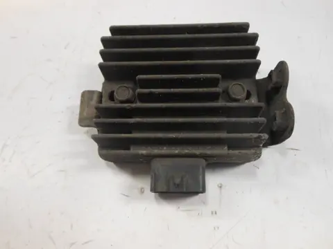 SPANNINGSREGELAAR Kawasaki Z 750 2007 - 2010 / 2011 - 2012