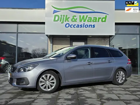 Peugeot 308 SW 1.2 PureTech Blue Lease Premium – Panoramadak – Cruise – NAP – Ruime gezinsauto