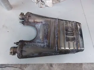 UITLAAT Aprilia RST 1000 Futura 2001 - 2004