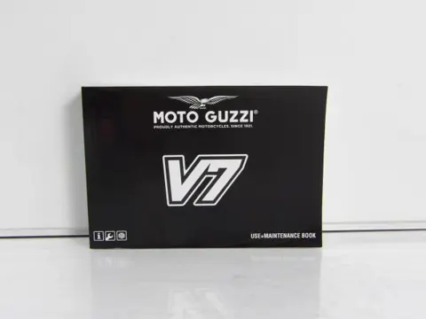 INSTRUCTIEBOEKJE Moto Guzzi V7 3 2017 - 2020
