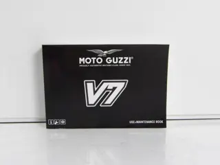 INSTRUCTIEBOEKJE Moto Guzzi V7 3 2017 - 2020