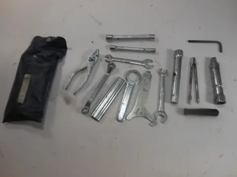 GEREEDSCHAPSET Honda CBR 600 F 1987 - 1990