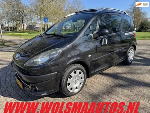 Peugeot 1007 1.6-16V Sporty