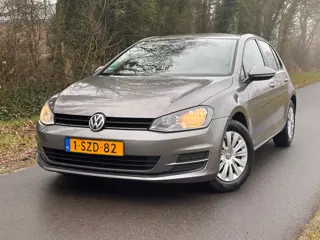 Volkswagen Golf 1.2 TSI Trendline | Cruise + Navi + Start / Stop |