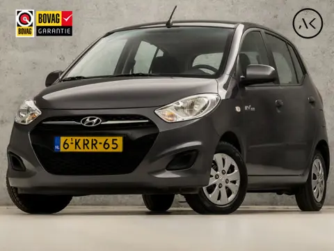 Hyundai i10 1.0 i-Drive Sport (AIRCO, ELEK RAMEN, LOGISCH NAP, SPORTSTOELEN, NIEUWE APK, NIEUWSTAAT)