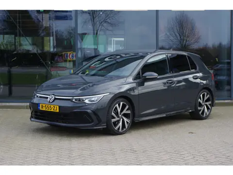 Volkswagen Golf 1.5 TSI R-Line BNS+, Trekhaak, Sportstoelen, Adap. Cruise Control, Winterpakket, Cam