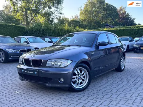 BMW 1-serie 118i|Nieuwe Ketting + Klepseals|Automaat|Airco|Climate control..