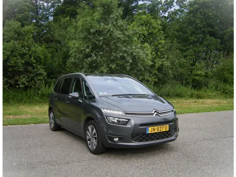 Citroen Grand C4 Picasso 1.2 PureTech Intensive . 7 Pers . Airco . Cruiscontrol . Navi . Trekhaak . 