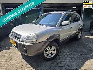 Hyundai Tucson 2.0i Style | 2E EIGENAAR | 12MND GARANTIE | AIRCO | ELEC RAMEN | LMV |