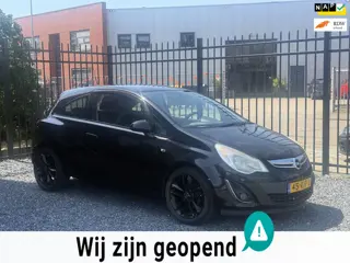 Opel Corsa 1.2-16V Cosmo IJSKOUDE AIRCO!APK2027!AUTOMAAT!NAVI!