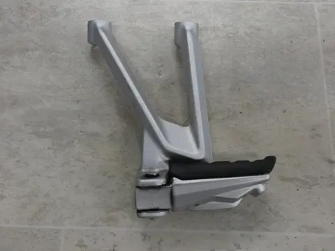 DUO VOETSTEUN LINKS BMW R 1200 R LC 2014 - 2015