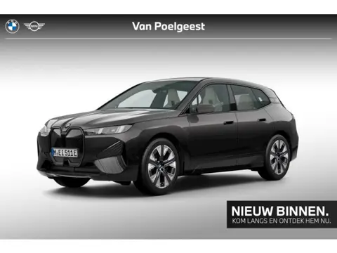 BMW iX xDrive45 Innovation Pack