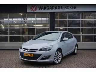 Opel Astra 1.6 Turbo Cosmo Camera/Trekhaak! (bj 2014)