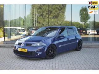 Renault Mégane 1.6-16V Authentique Comfort | Airco | Automaat | Cruise | All season | Gladen audio
