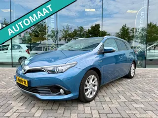 Toyota Auris Touring Sports 1.8 Hybrid Dynamic, KeyLess, Navi, Camera