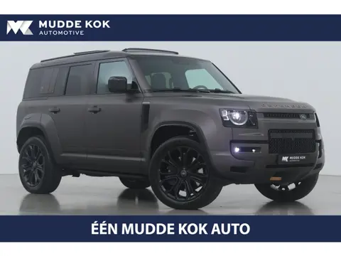 Land Rover Defender 4.4 P635 Octa | Treeplanken | 22 Inch | ClearSight | Meridian Surround | 6D-Luch