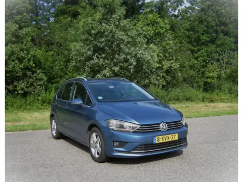 Volkswagen Golf Sportsvan 1.4 TSI Highline . 150 PK . Airco . Cruiscontrol . LMV . Trekhaak . enz