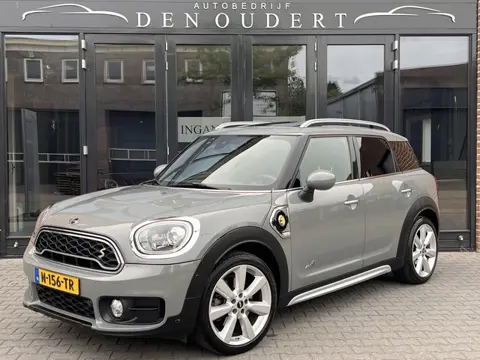 MINI Countryman 1.5 Cooper S E ALL4 Chili PANO / LED / KEYLESS