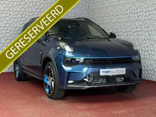 Lynk & Co 01 ✅ NIEUWE AUTO ✅ 2025 /STOEL.VERW. TREKHAAK 1.5 261 PK ZWARTE HEMEL 360CAM 4 JAAR GARANT