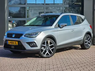 SEAT Arona 1.0 TSI Xcellence Business Intense | Automaat | LED | Full Link | PDC | Navi | App-connec