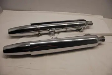 UITLAAT Harley Davidson Softtail 2000 - 2017