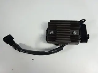 SPANNINGSREGELAAR Suzuki GSR 750 2011 - 2016