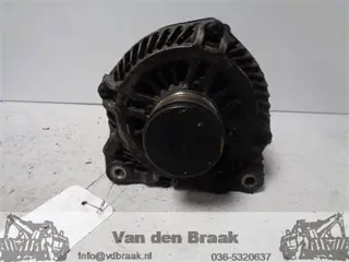 Renault Laguna 1.5 DCi 2007-2015 Dynamo met vrijlooppoelie