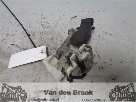 Toyota Aygo 3 deurs 2005-2014 Deurslot links