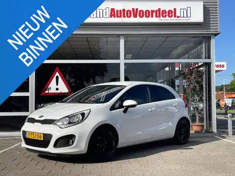 Kia Rio 1.2 CVVT World Cup Edition /Cruise/Clima/Leder/Parkeersensoren/Trekhaak/2014/