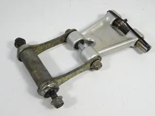 LINK SYSTEEM ACHTERVEER Triumph Speed Triple 1050 2005 -