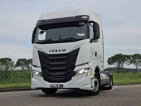 IVECO S-WAY AS440S46 lng
