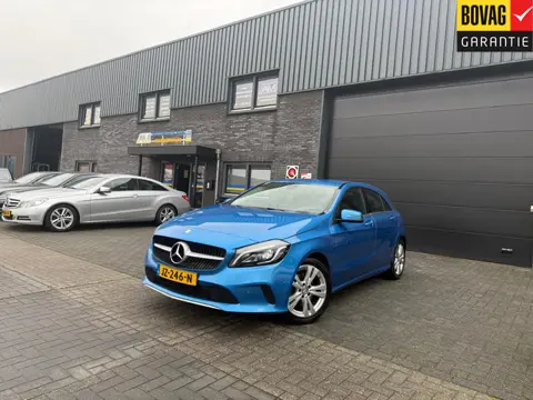 Mercedes-Benz A-Klasse 180 Ambition | AUTOMAAT | 1E EIGENAAR | 12MND GARANTIE | LEDER | PDC | CRUISE