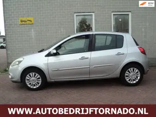 Renault Clio 1.2 TCe 5 drs airco bj2011