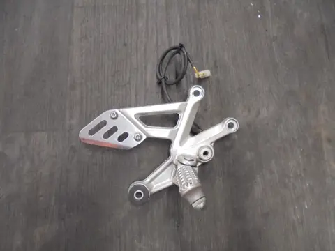 RECHTER SCHETSPLAAT Aprilia Tuono V4 2011 - 2014 / 2015 -