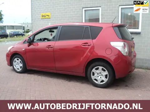 Toyota Verso 2.0 D-4D-F Comfort bj 2010