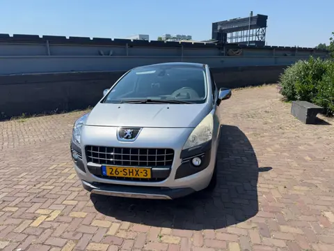 Peugeot 3008 1.6 THP GT