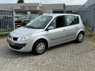 Renault Scénic 1.6-16V Business Line AUTOMAAT! NAVI l TREKHAAK l Airco l Elek pakket! Hoge instap go