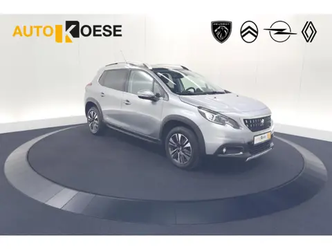 Peugeot 2008 PureTech 110 Allure | Panoramadak | Apple Carplay | Navigatie | Parkeersensoren