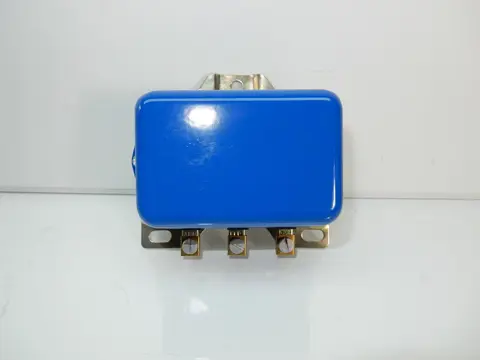 SPANNINGSREGELAAR Moto Guzzi V7 700 1967 - 1971