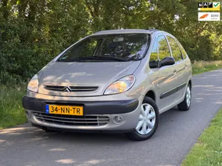 Citroen Xsara Picasso 2.0i-16V Différence 2 | Automaat + Cruise + Pano Nu € 1.450,- !!!