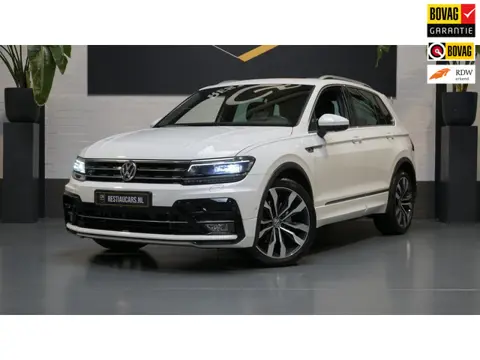 Volkswagen Tiguan 2.0 TSI 3x R-Line AUTOMAAT-360 CAM-ACC-HUD-KEYLESS-LEDER-MEMORY-NAVIGATIE-PANORAMA