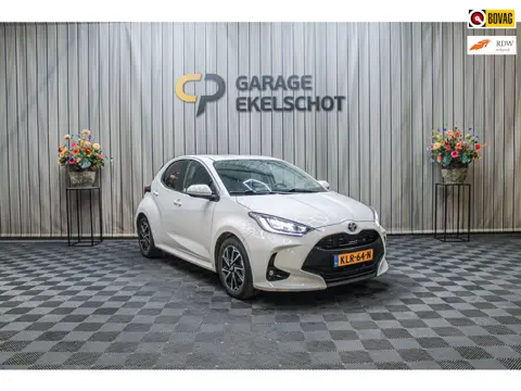 Toyota Yaris 1.5 Hybrid Dynamic|Stoelverw|Camera|Acc|LM-velgen